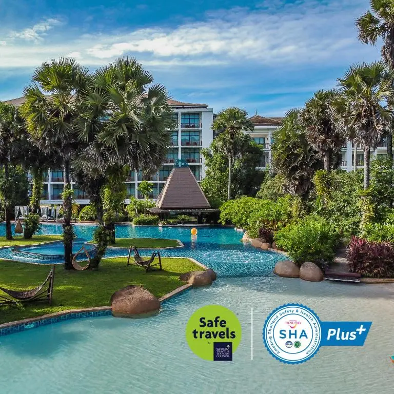 Naithonburi Beach Resort