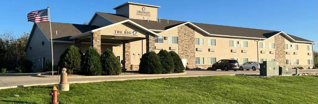 Okoboji Inn & Suites