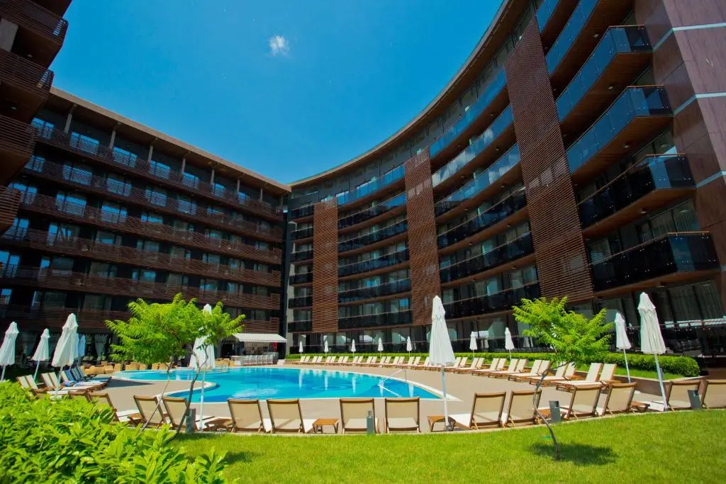 Galeon Residence & Spa