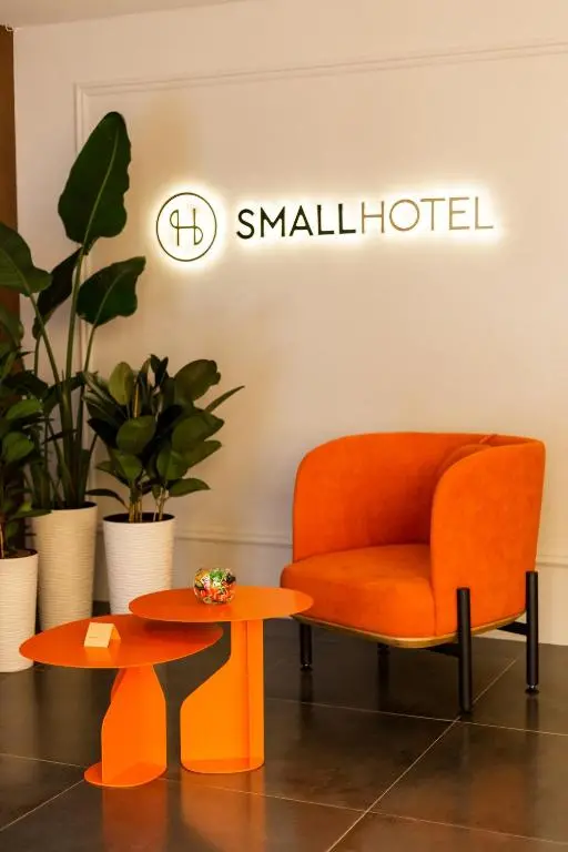 Small Hotel