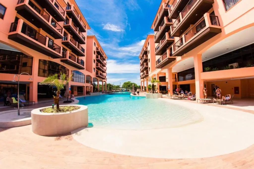 Jurerê Beach Village