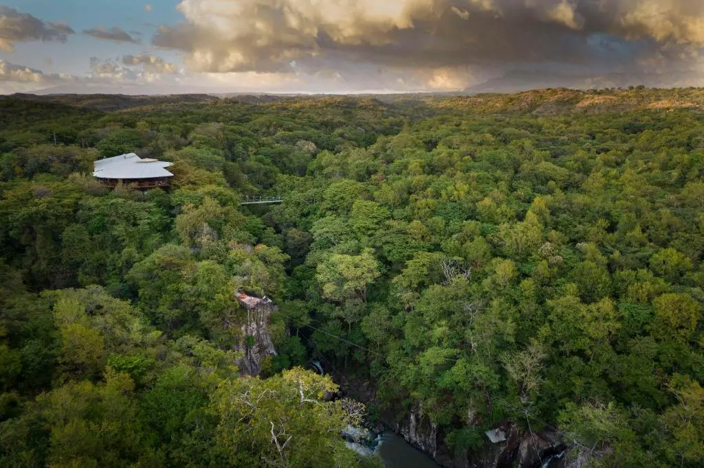 Rio Perdido Hotel