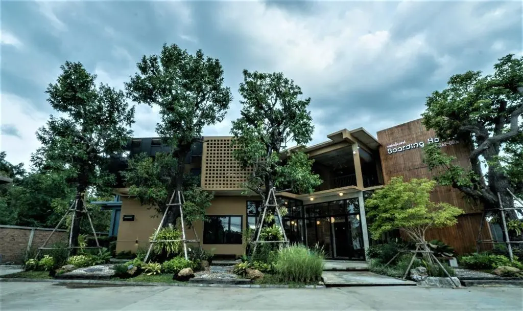 BoardingHouse Hotel