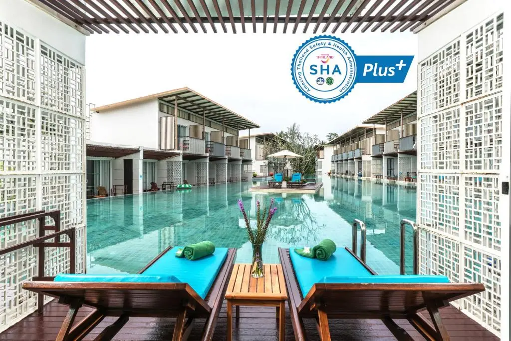 The Briza Beach Resort Khao Lak