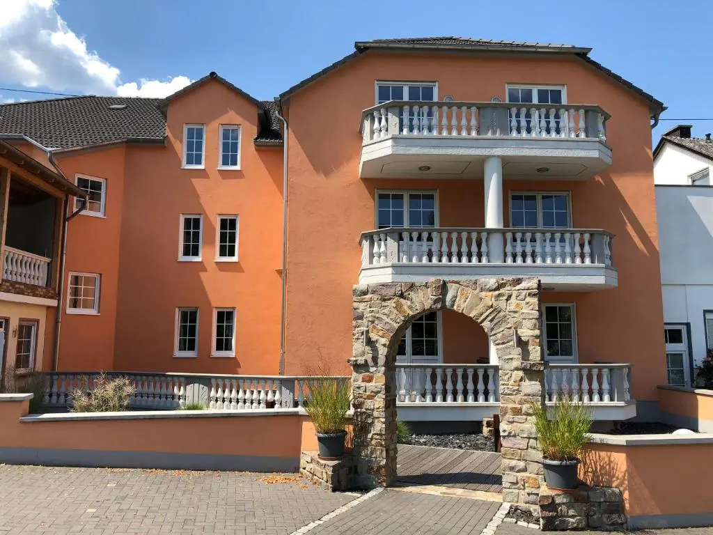 Brühler Hof Wintrich