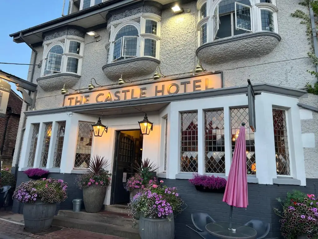 Castle Hotel