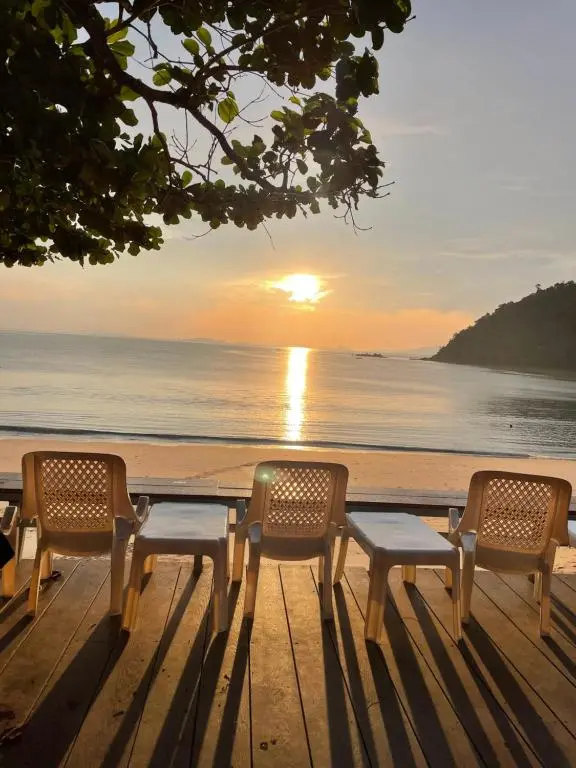 Marina Resort Koh Phayam Ranong