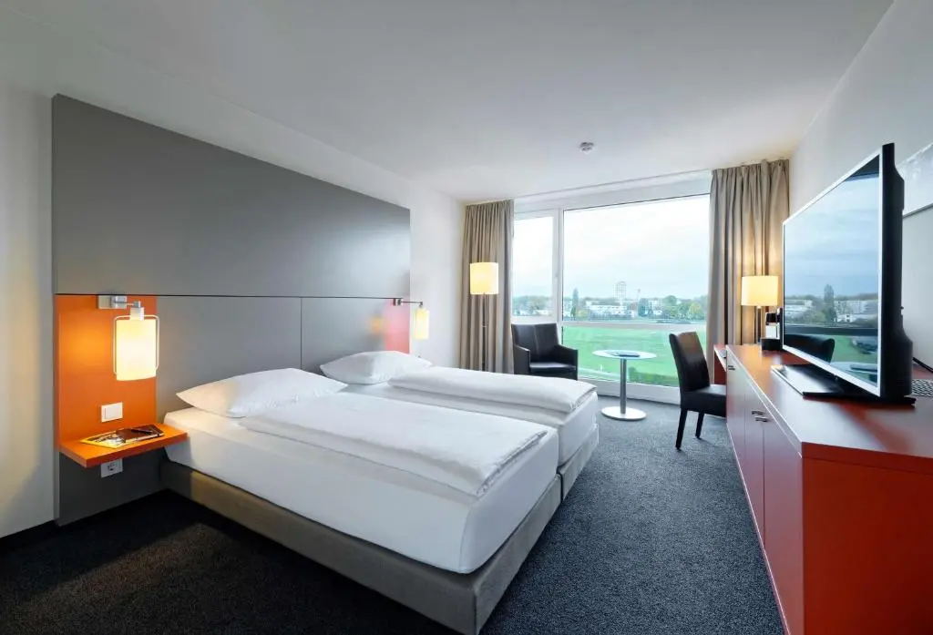 ATLANTIC Hotel Galopprennbahn