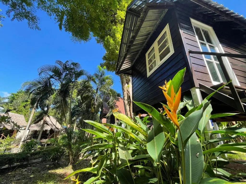 Vanara Bungalows