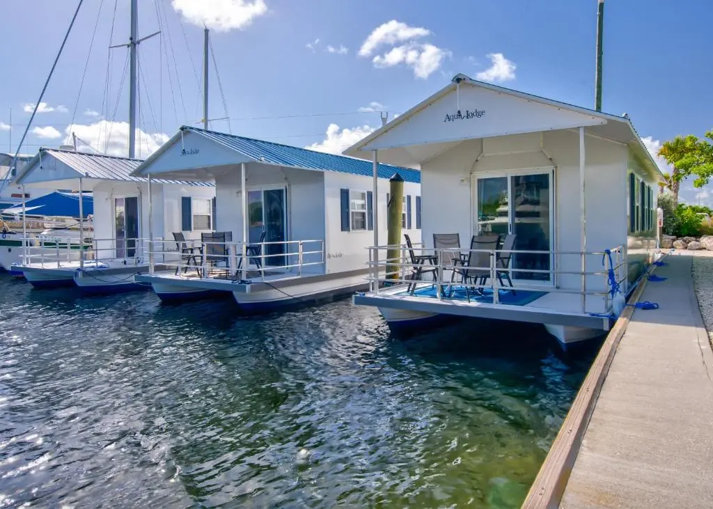 Aqualodges at Coconut Cay Rv and Marina