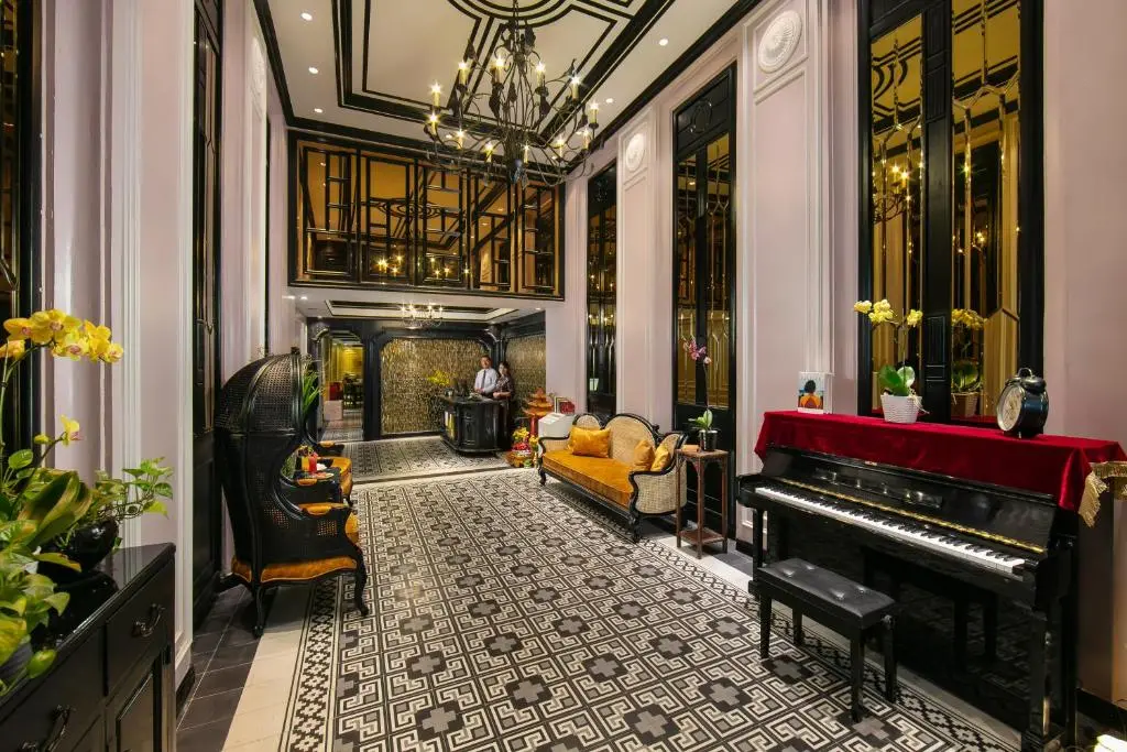 Lavender Central Hotel