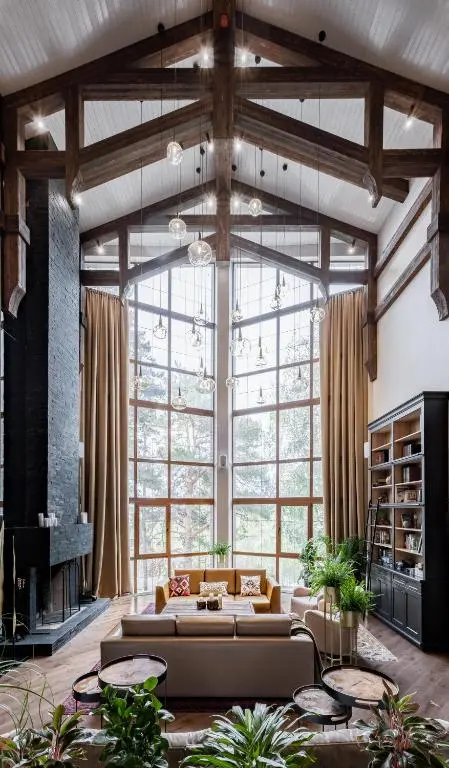 Lake House Hotel