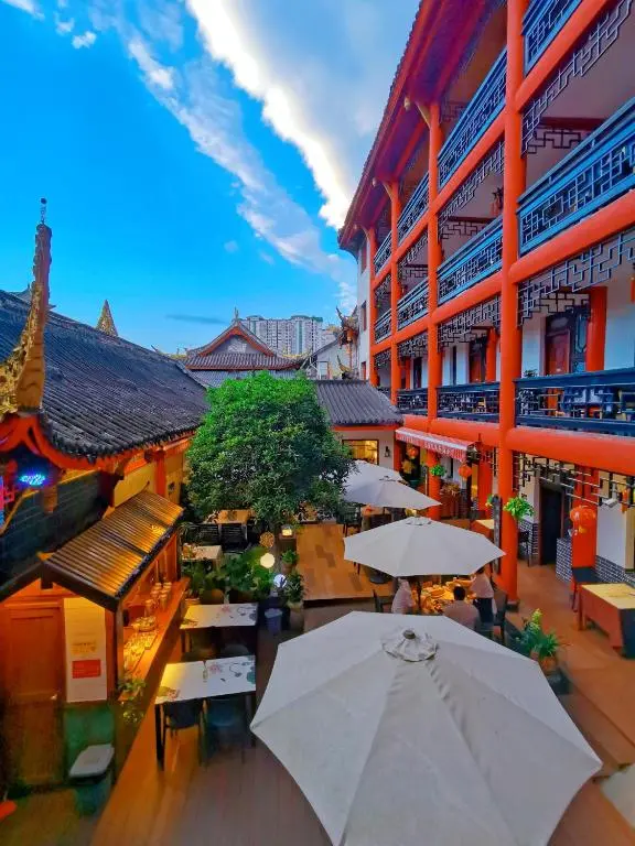 Wenjun Courtyard Hotel