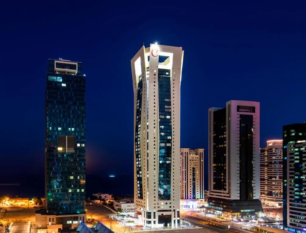 Centara West Bay Hotel & Residences