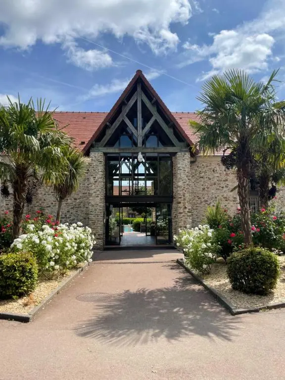 Domaine de Crécy Hotel Les Suites