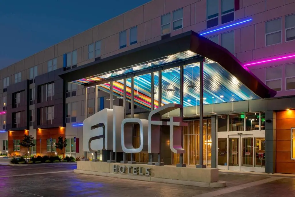 Aloft Dallas DFW Airport Grapevine