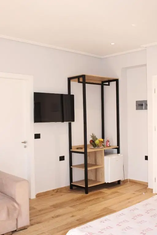 Bebi Hotel & Apartments