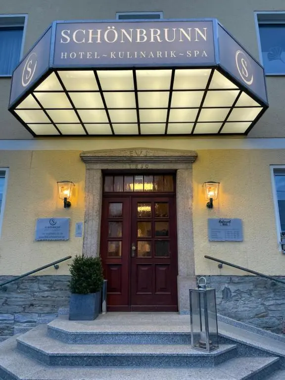 Schönbrunn Hotel