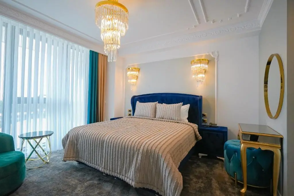 W Regal Boutique Hotel & Spa