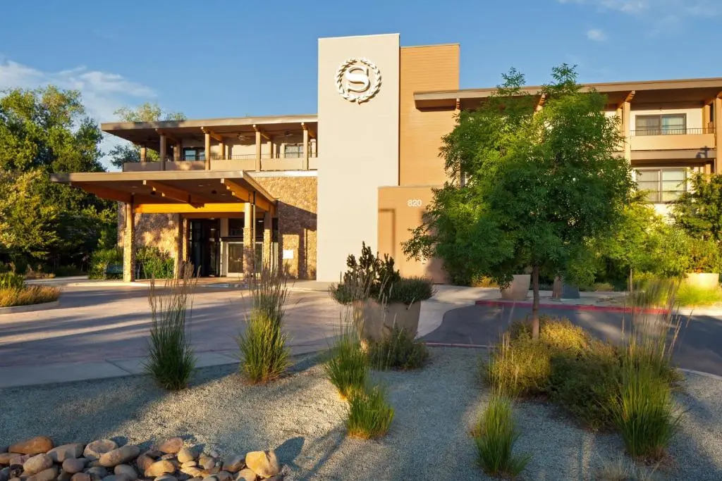 Sheraton Redding Hotel at the Sundial Bridge