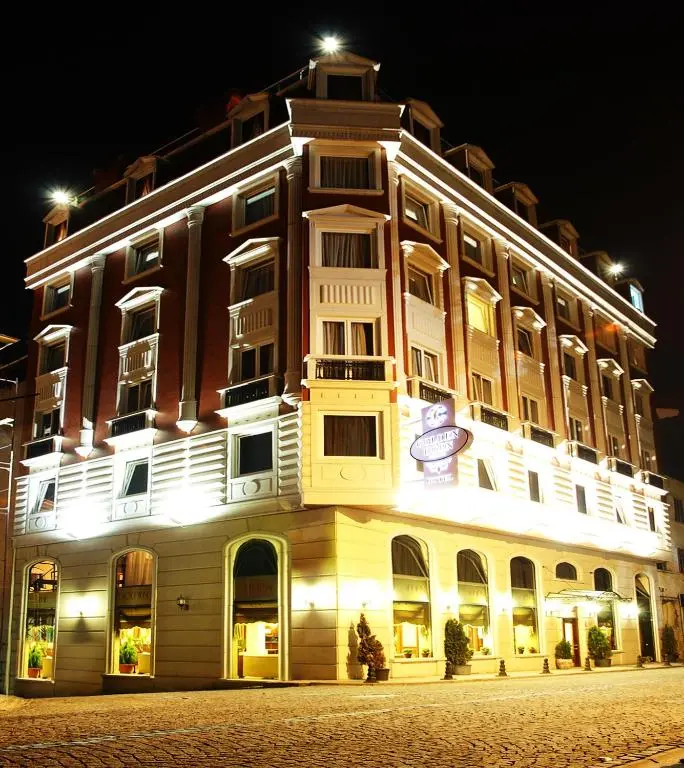 Golden Horn Hotel