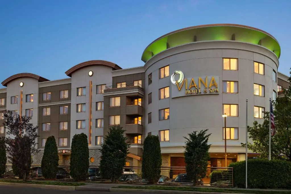 Viana Hotel & Spa