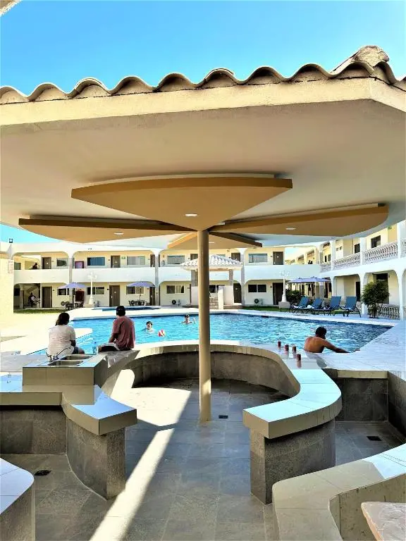 Kavia Meoqui Hotel & Suites