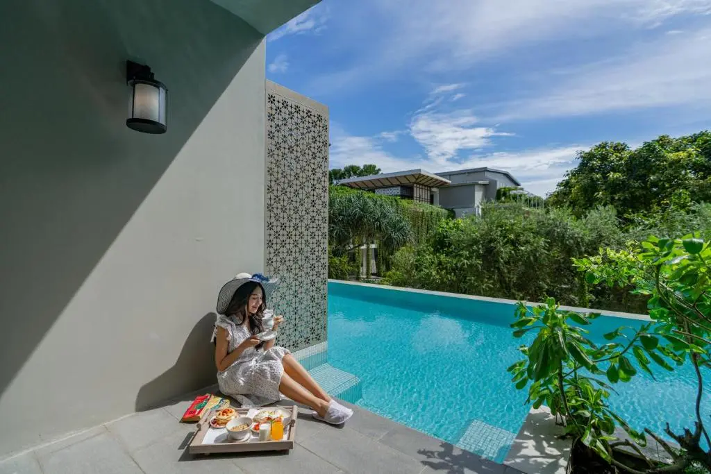 Proud Phuket Hotel