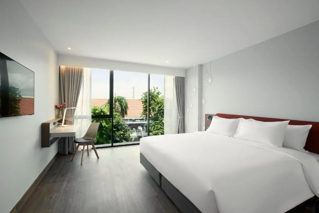 Centara Life Hotel Bangkok Phra Nakhon