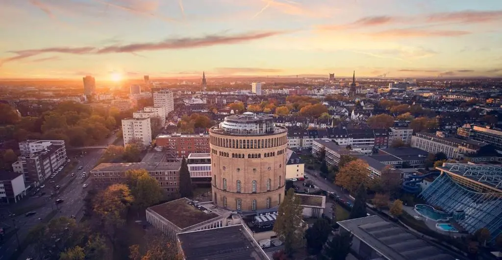 Wasserturm Hotel Cologne (Curio Collection by Hilton)