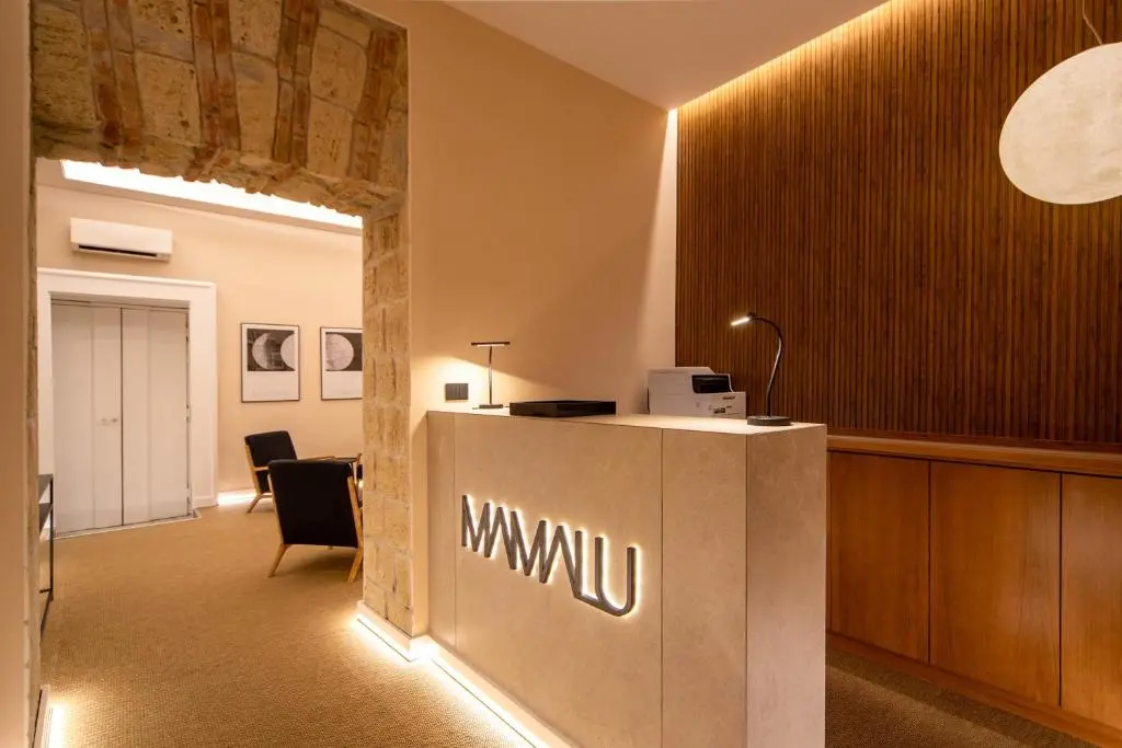 Mamalu Studios and Suites