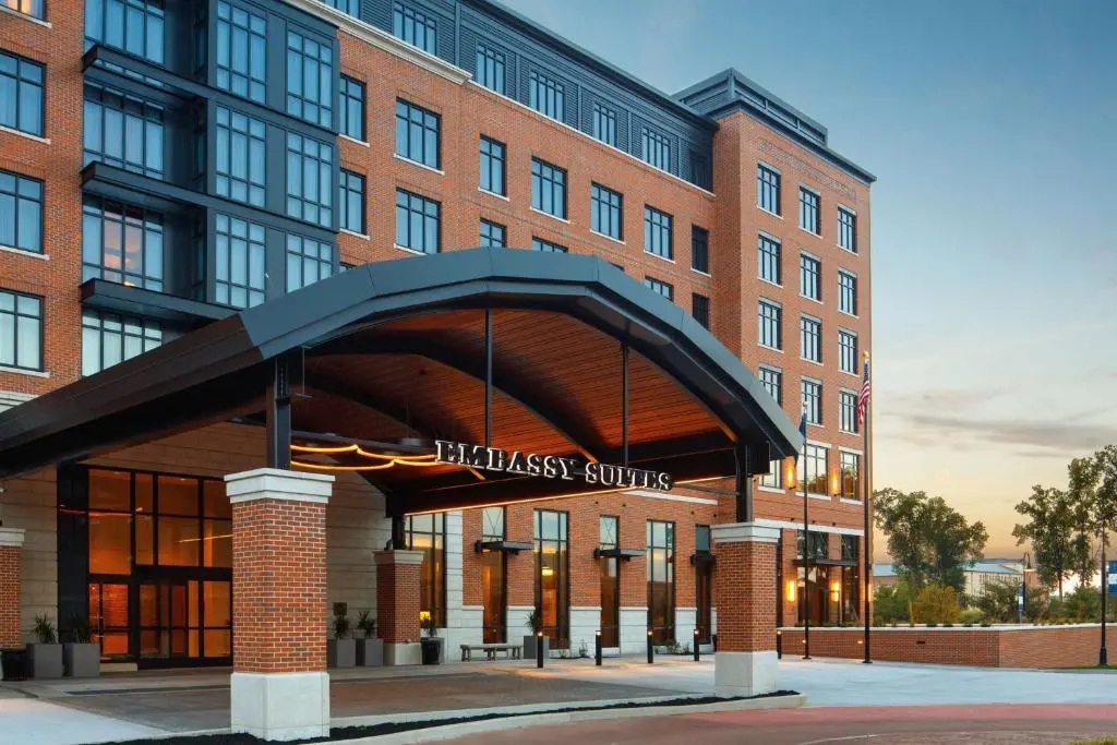 Embassy Suites by Hilton South Bend