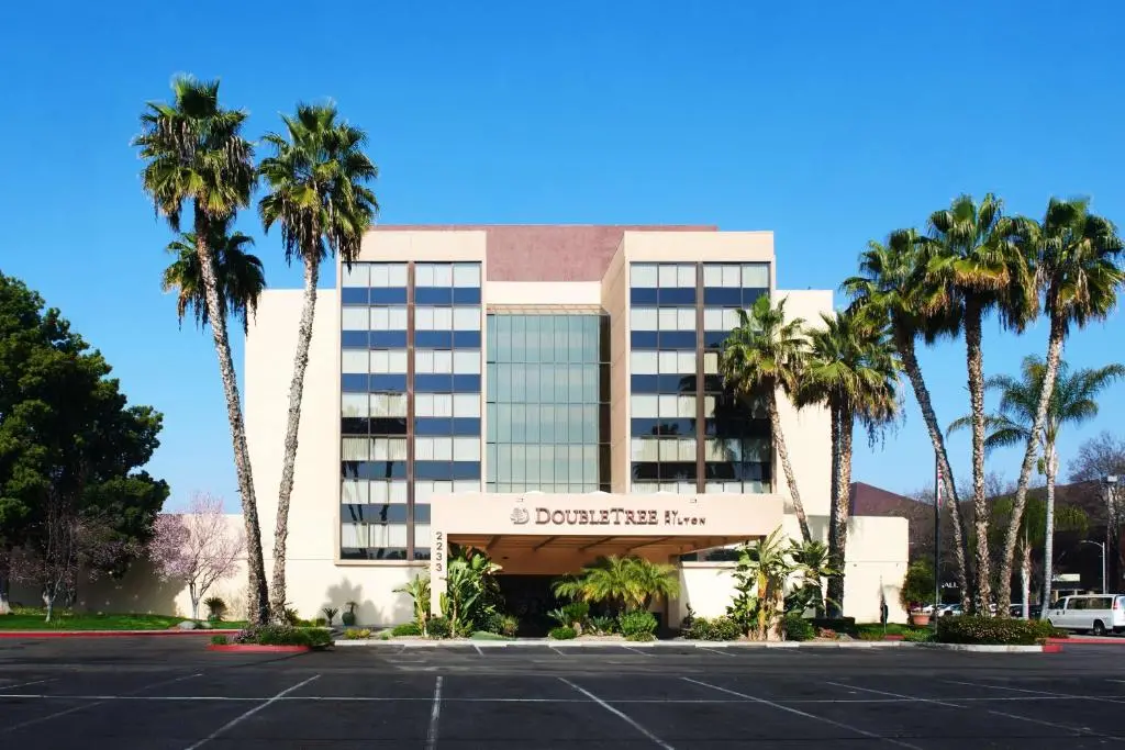 DoubleTree by Hilton Fresno Convention Center