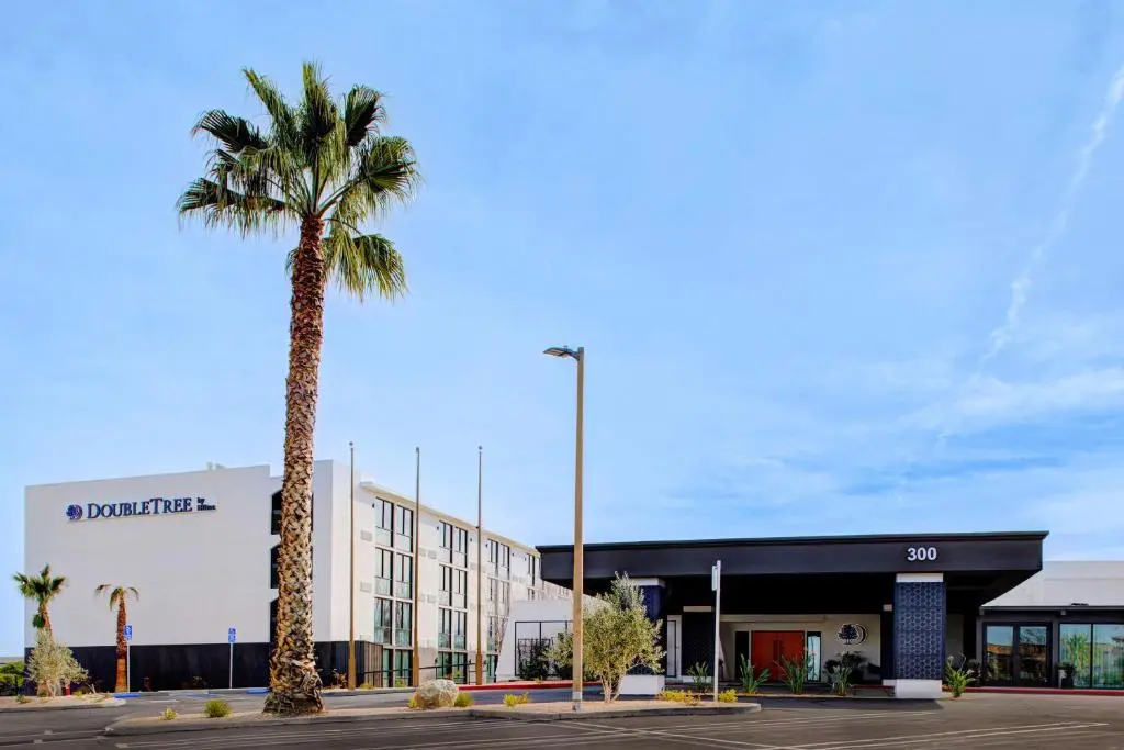 Doubletree By Hilton Palmdale