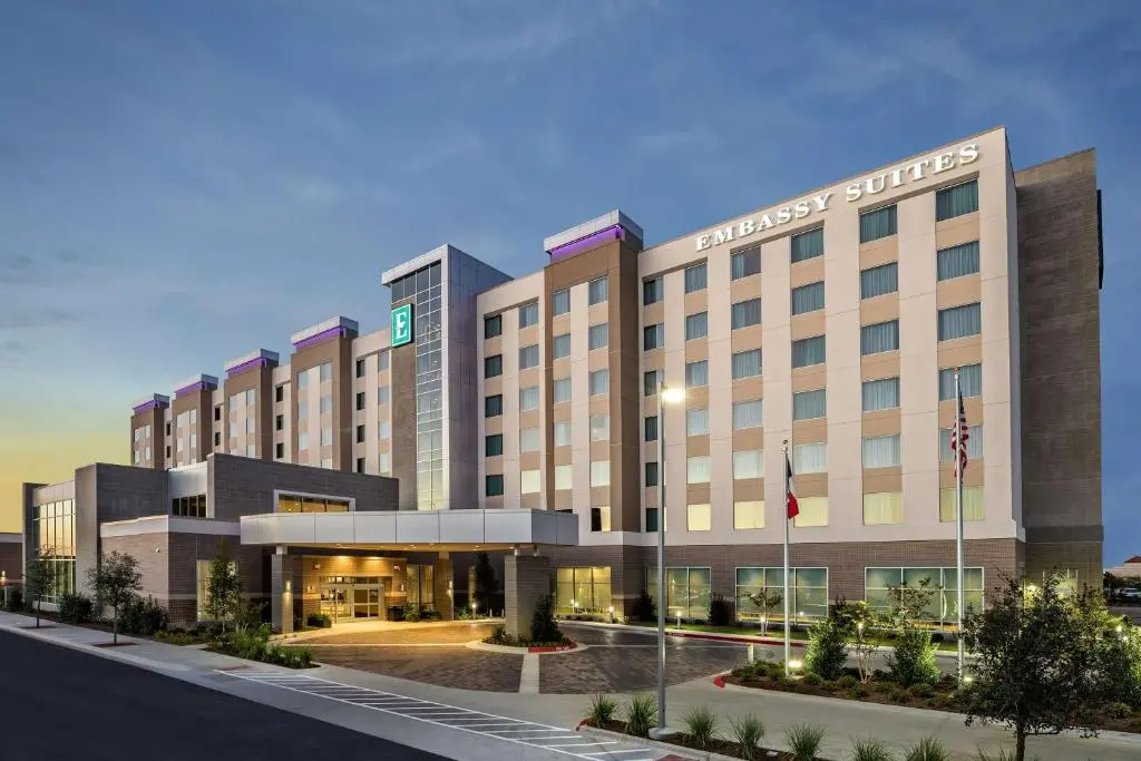 Embassy Suites By Hilton College Station