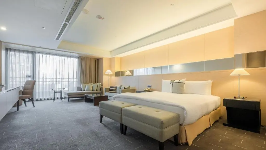 CHECK inn Select Taichung Dadun