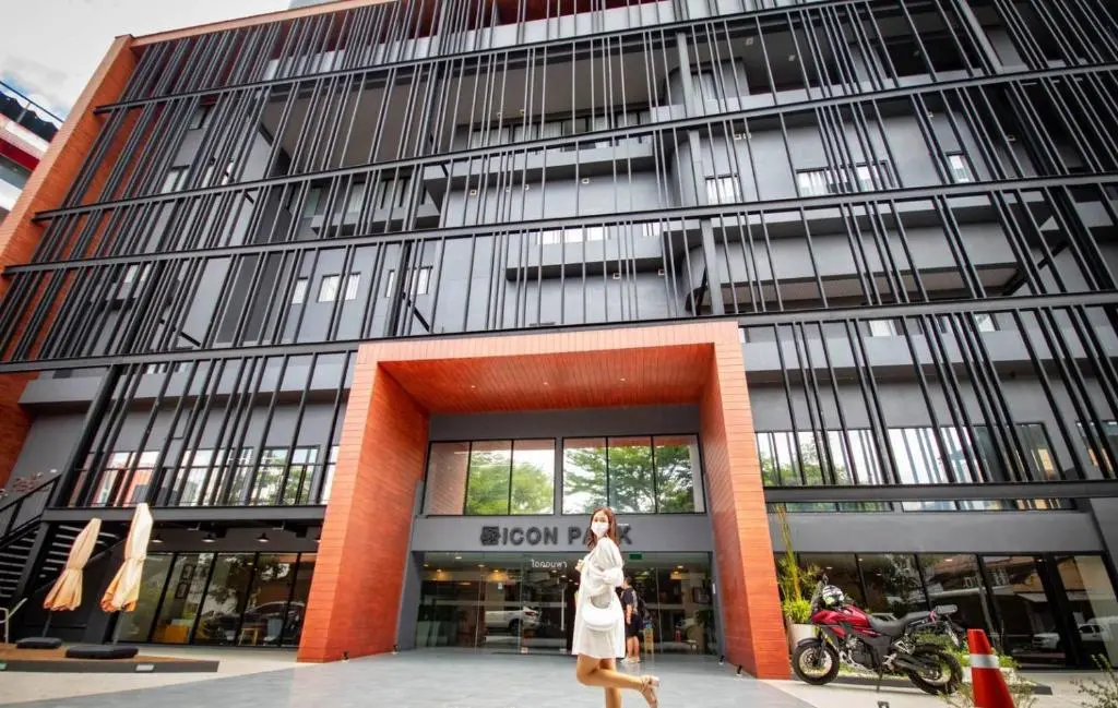 Icon Park Hotel