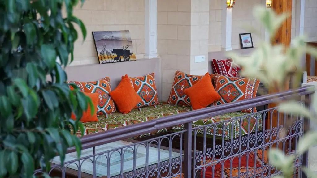 Riad Kale Polis