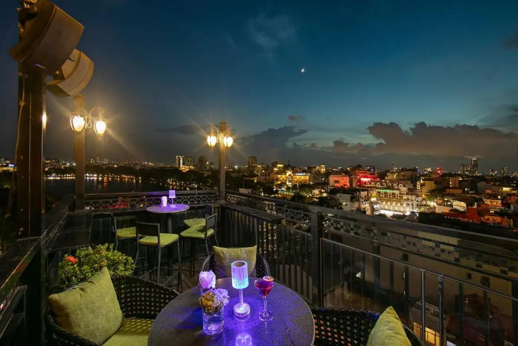 TrangTrang Premium Hotel