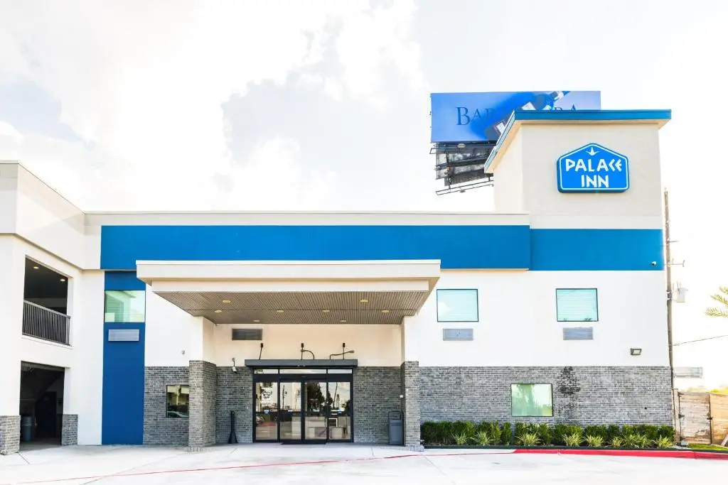 Palace Inn Blue IAH East