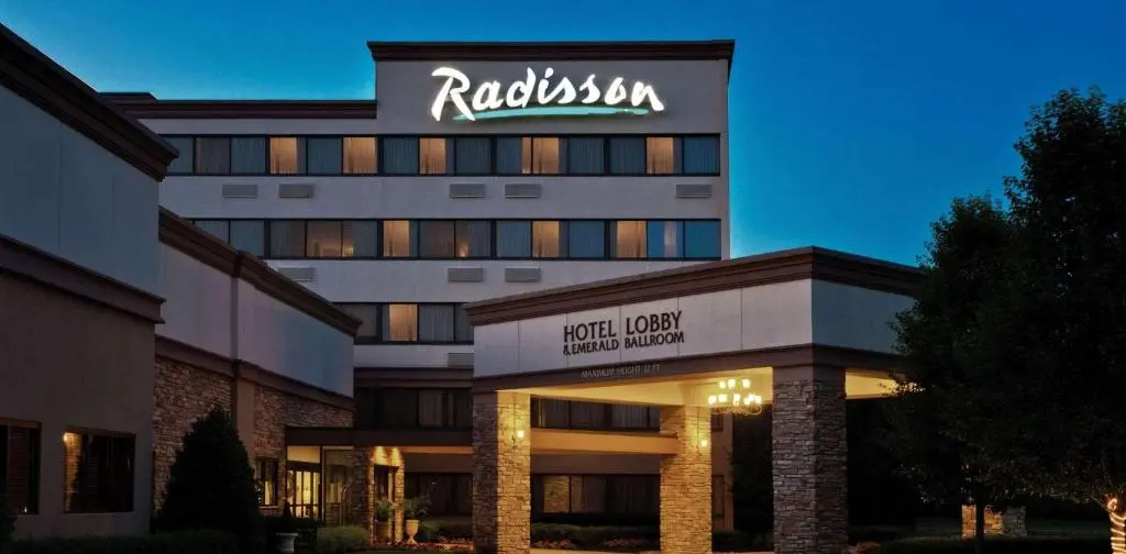 Radisson Hotel Freehold