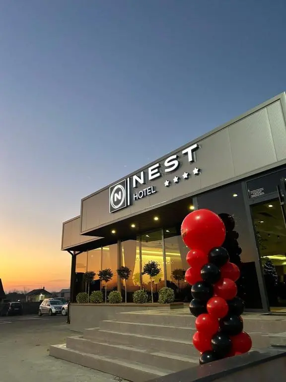 Hotel Nest