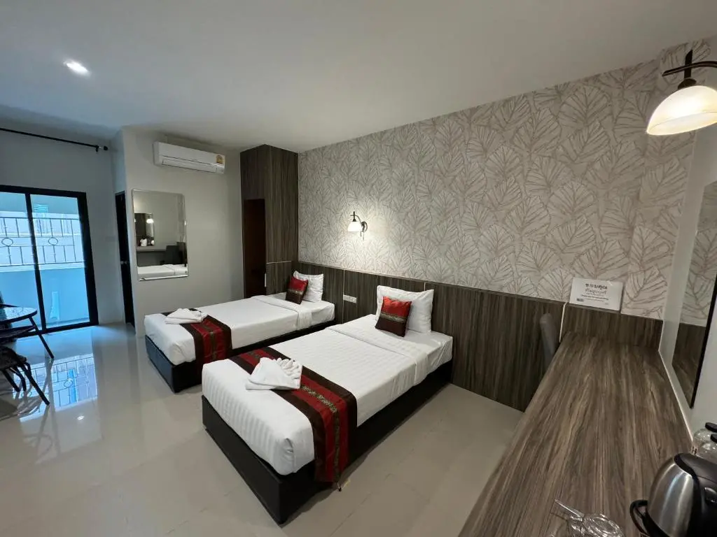 The Hub Suratthani
