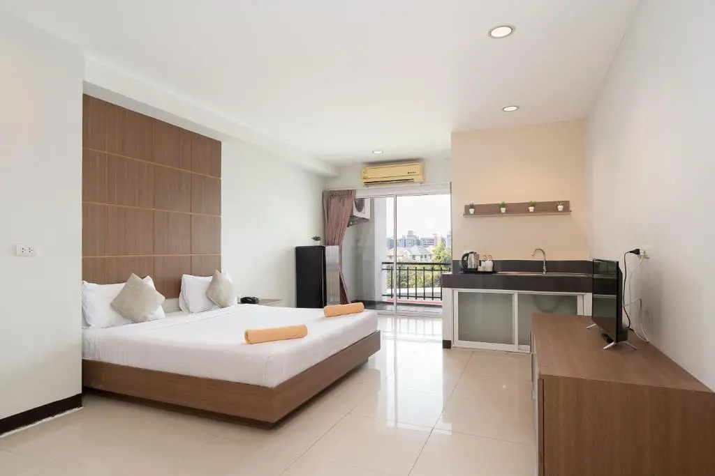 LeeNova Place