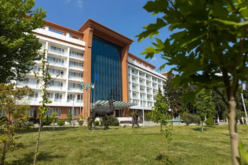 Chinar Hotel & Spa Naftalan