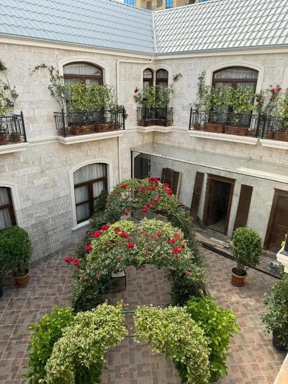 Midway Baku Hotel