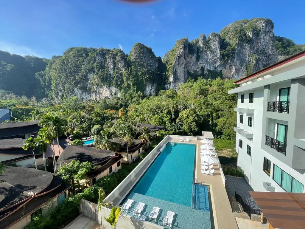 Keereen Resort