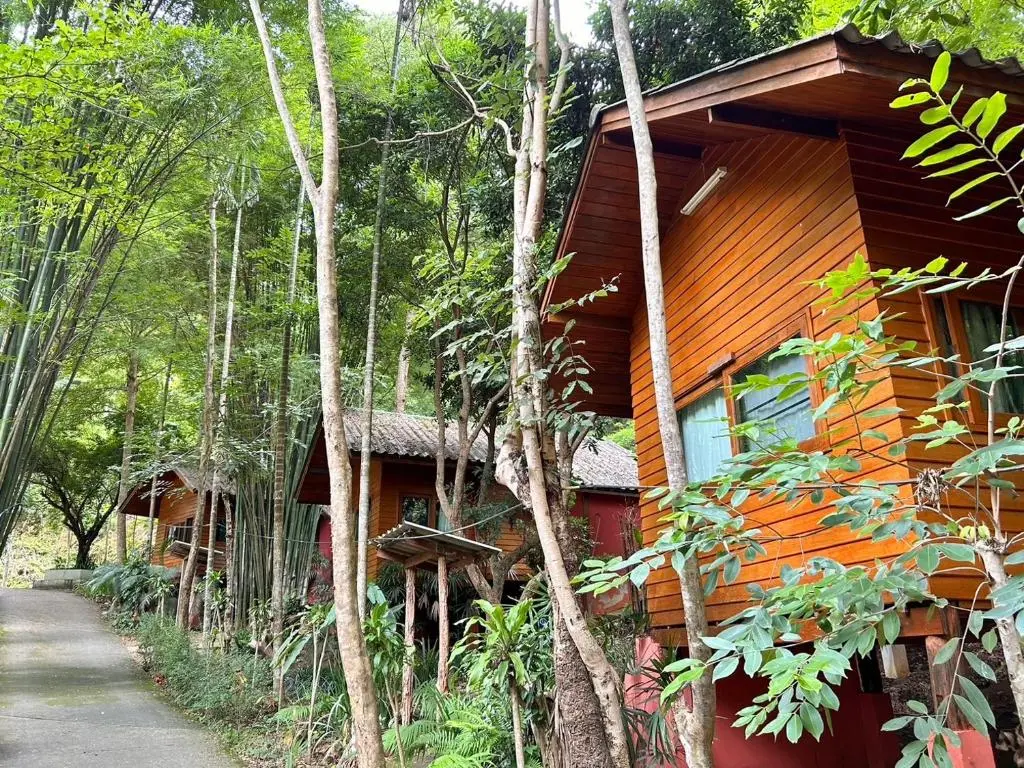 Maewin Guest House & Resort