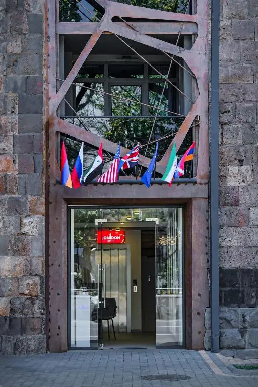 London Hotel Yerevan