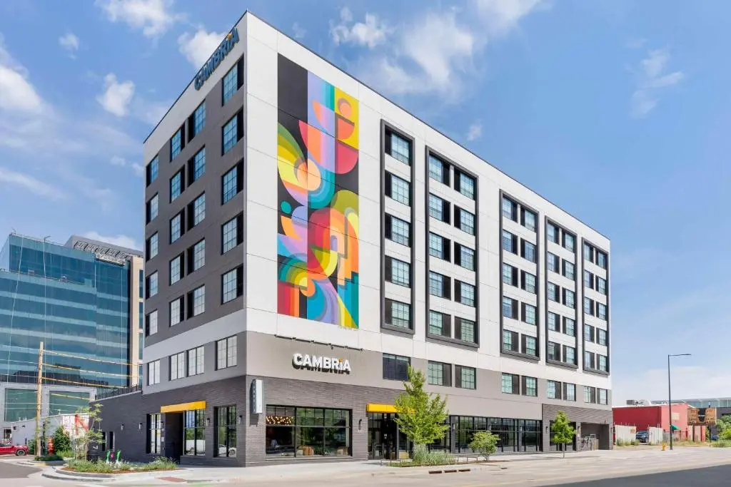 Cambria Hotel Denver Downtown RiNo